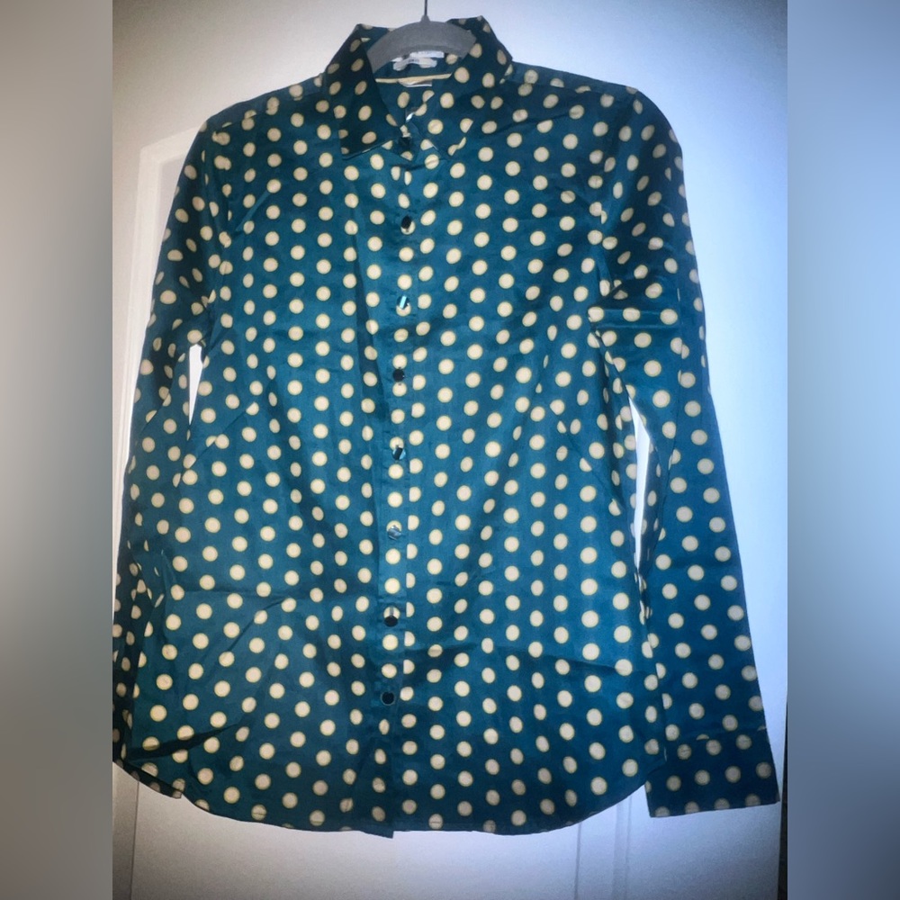 Long sleeve  slim fit green shirt with yellow polka dots
